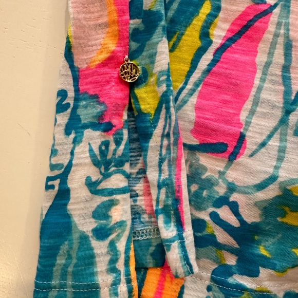 NWOT Lilly Pulitzer short sleeve top - Picture 4 of 5